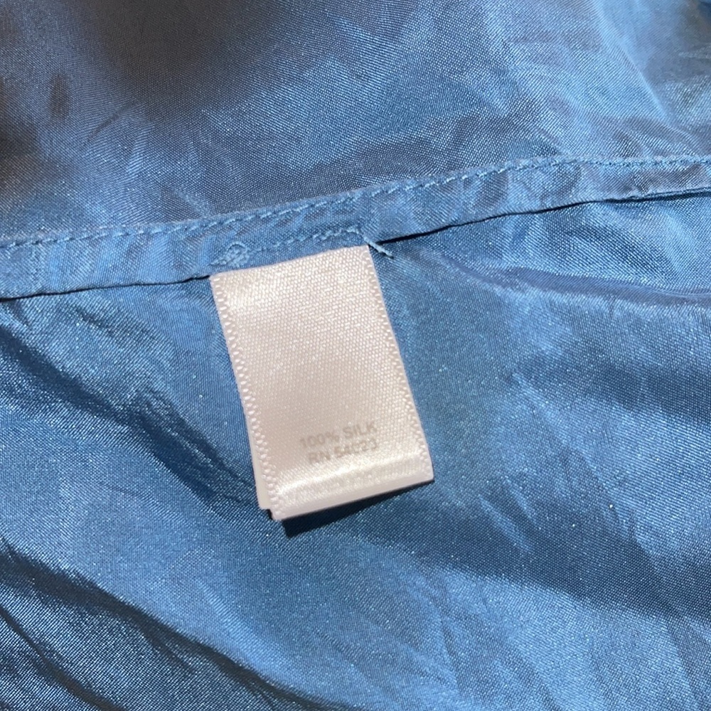 Banana Republic Blue Silk Blouse Small Petite - Picture 7 of 7